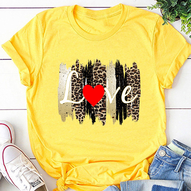 Kreatives Wort Liebe Leopard Mutter Drucken Lässige Kurzarm-t-shirt Frauen display picture 5