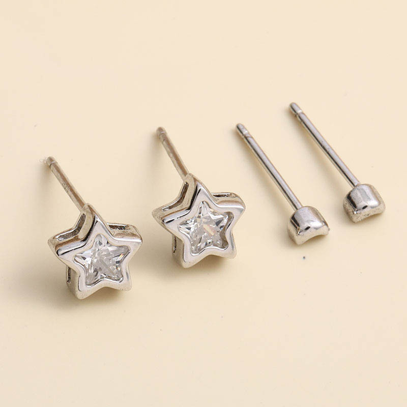 Pendientes De Tuerca De Plata 925 Con Circonita Y Estrella De Luna Pequeña De Lujo Ligero display picture 5