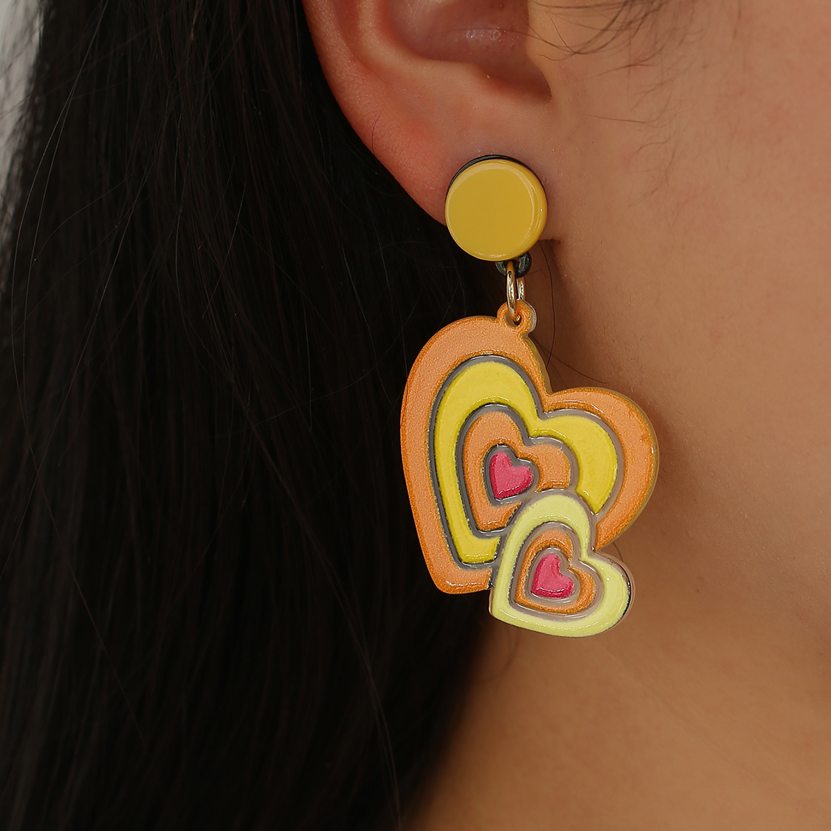 Mode Herzförmige Farblich Passende Ohrringe display picture 4