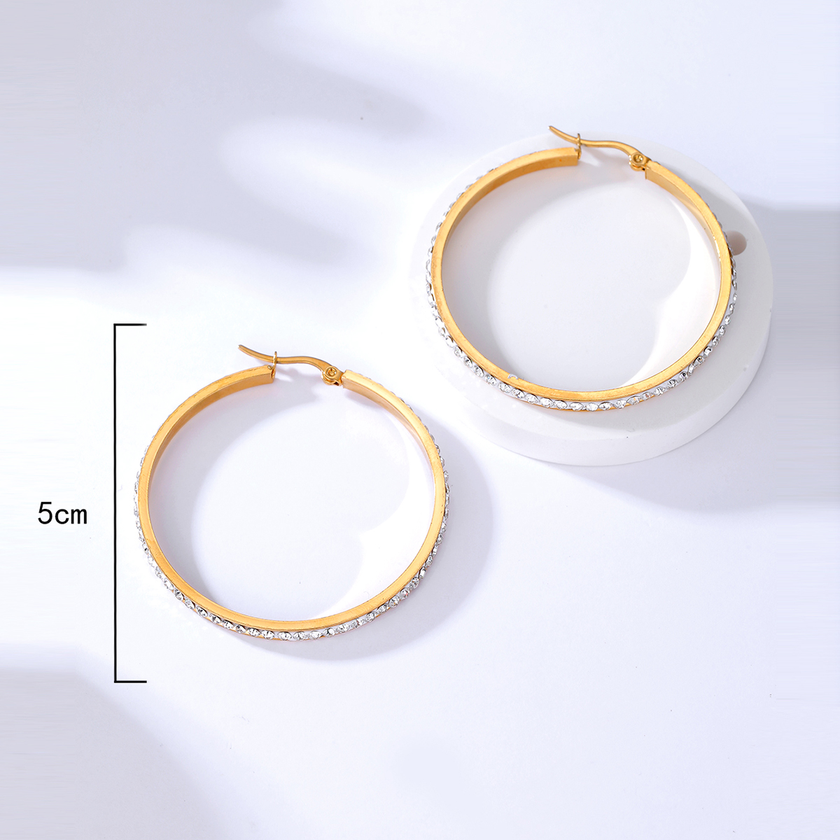 2022 Fashion Copper 18k Gold Plated Large Circle Earrings display picture 3