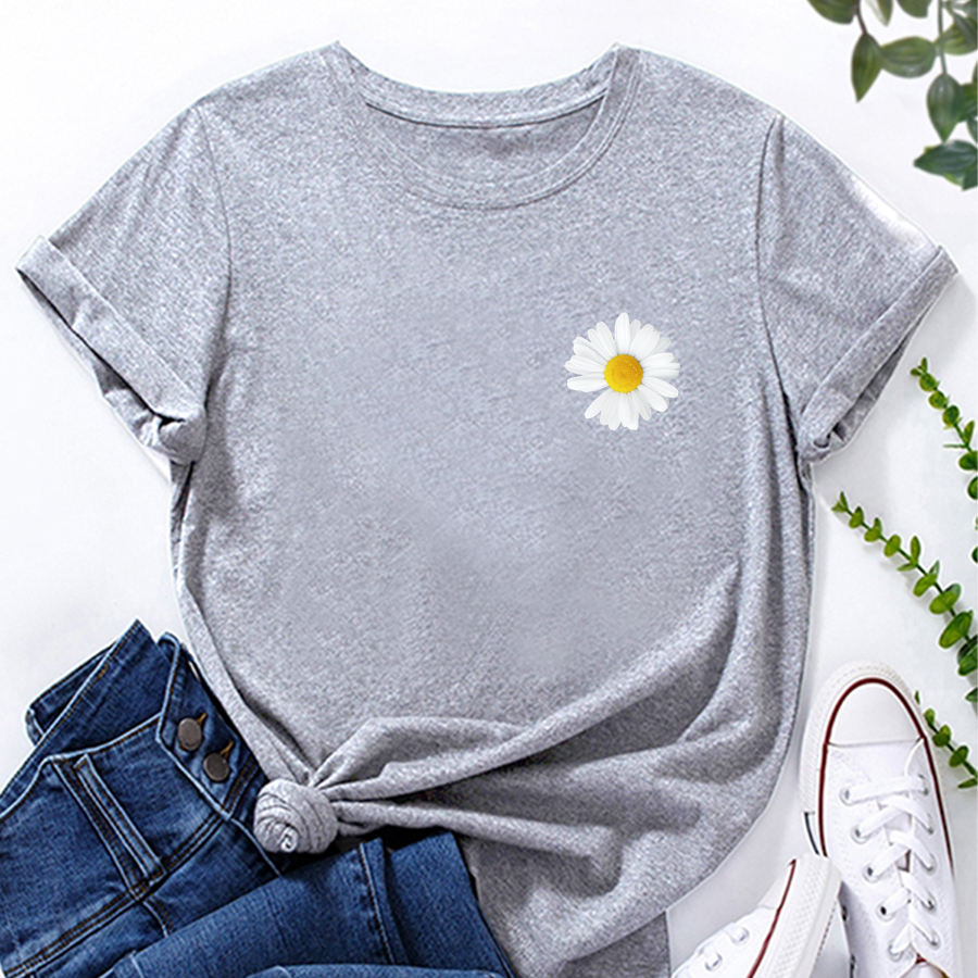 Small Chrysanthemum Print Loose Casual T-shirt display picture 6