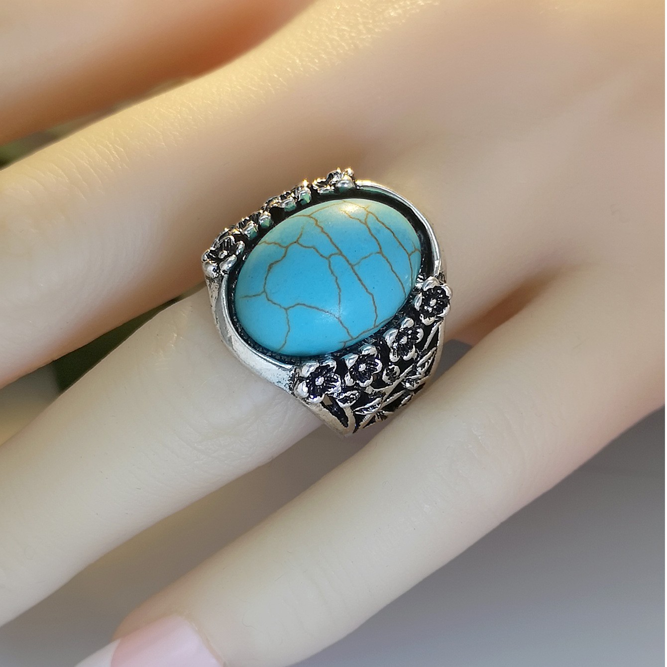 New European And American Creative Hollow Carved Turquoise Ring Cross-border E-commerce Retro Plated 925 Ring Wholesale display picture 2