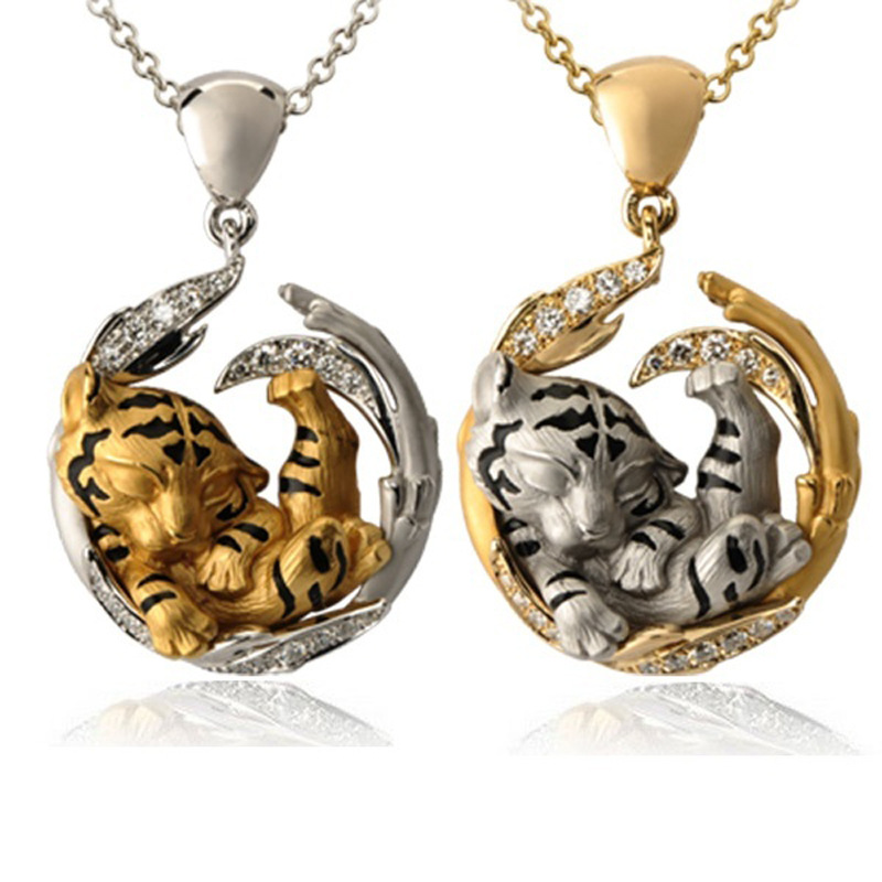Vente Chaude Explosive New Unique Fantasy Tiger Pendant 18k Yellow / White Diamond Tiger Necklace display picture 5