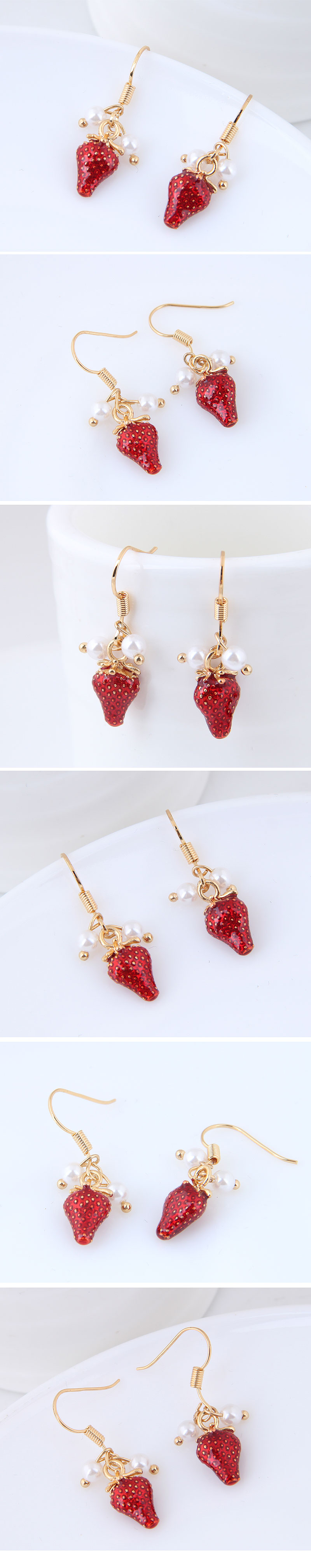 Korean Fashion Sweet And Simple Strawberry Personality Earrings  Wholesales Fashion display picture 1