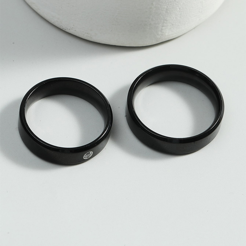 Fashion Fashion Jewelry Swimming Black Stainless Steel Ring display picture 1