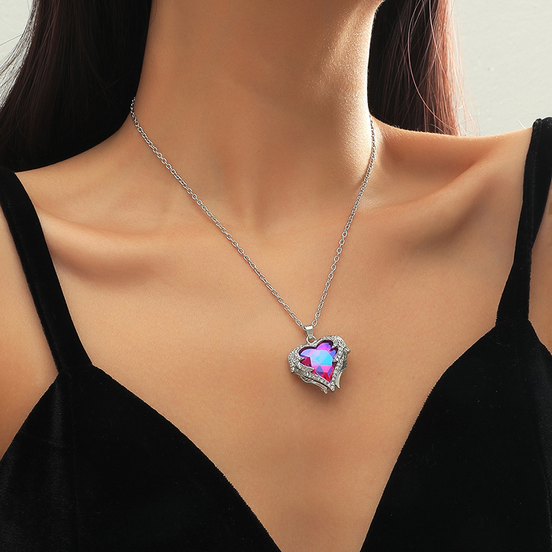 Collar De Alas De Ángel De Cristal De Amor Con Diamantes De Imitación Popular De Moda display picture 2