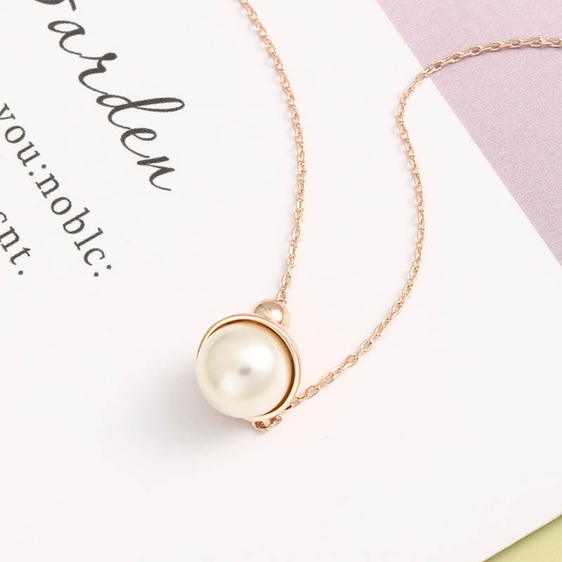 Light Luxury Simple Classic S925 Silver Necklace display picture 3