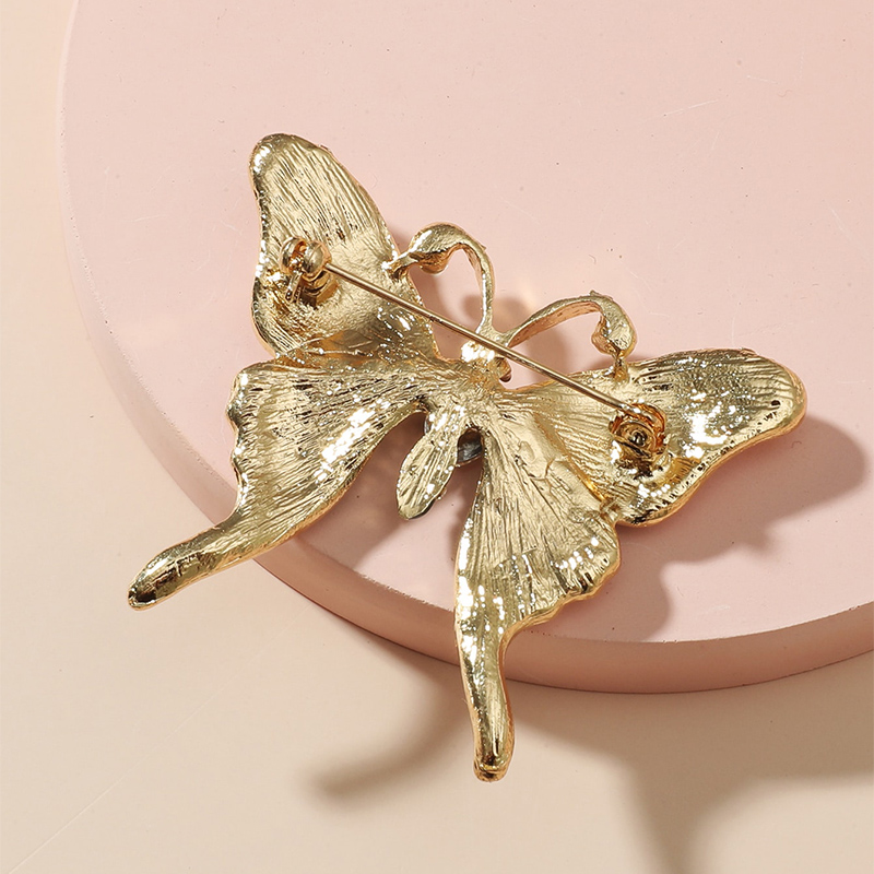 Elegant Classical Romantic Butterfly Alloy Plating No Inlaid Women's Brooches 1 Piece display picture 4