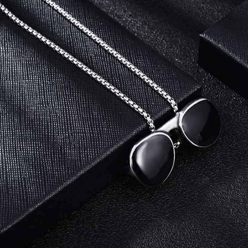 Sun Glasses Necklace Male And Female Personality Decorative Hip Hop Style Cool Jumping Dioumei Pendant Simple Student Fashion Ornament display picture 5