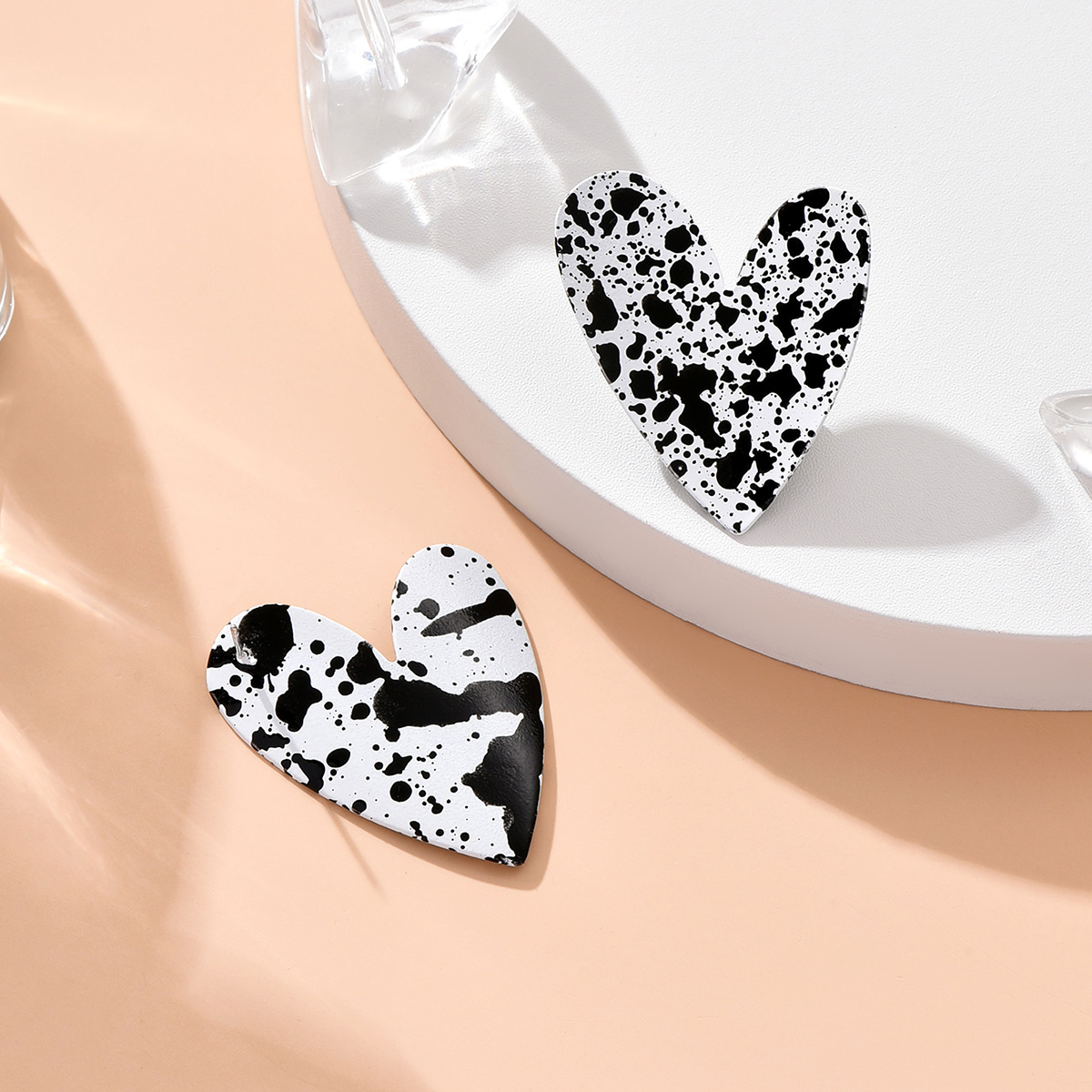 Fashion Splash-ink Floral Heart-shaped Stud Earrings display picture 5