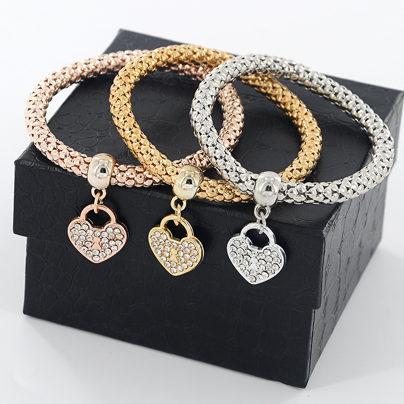 Elegant Princess Glam Heart Alloy Artificial Rhinestones National Day Easter Independence Day Women's Bracelets display picture 3