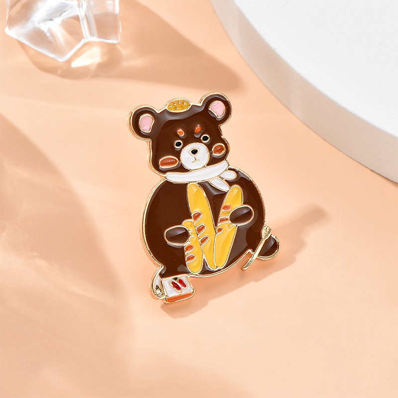 Fashion Cute Cartoon Bear Animal Brooch Clothes Small Jewelry display picture 2