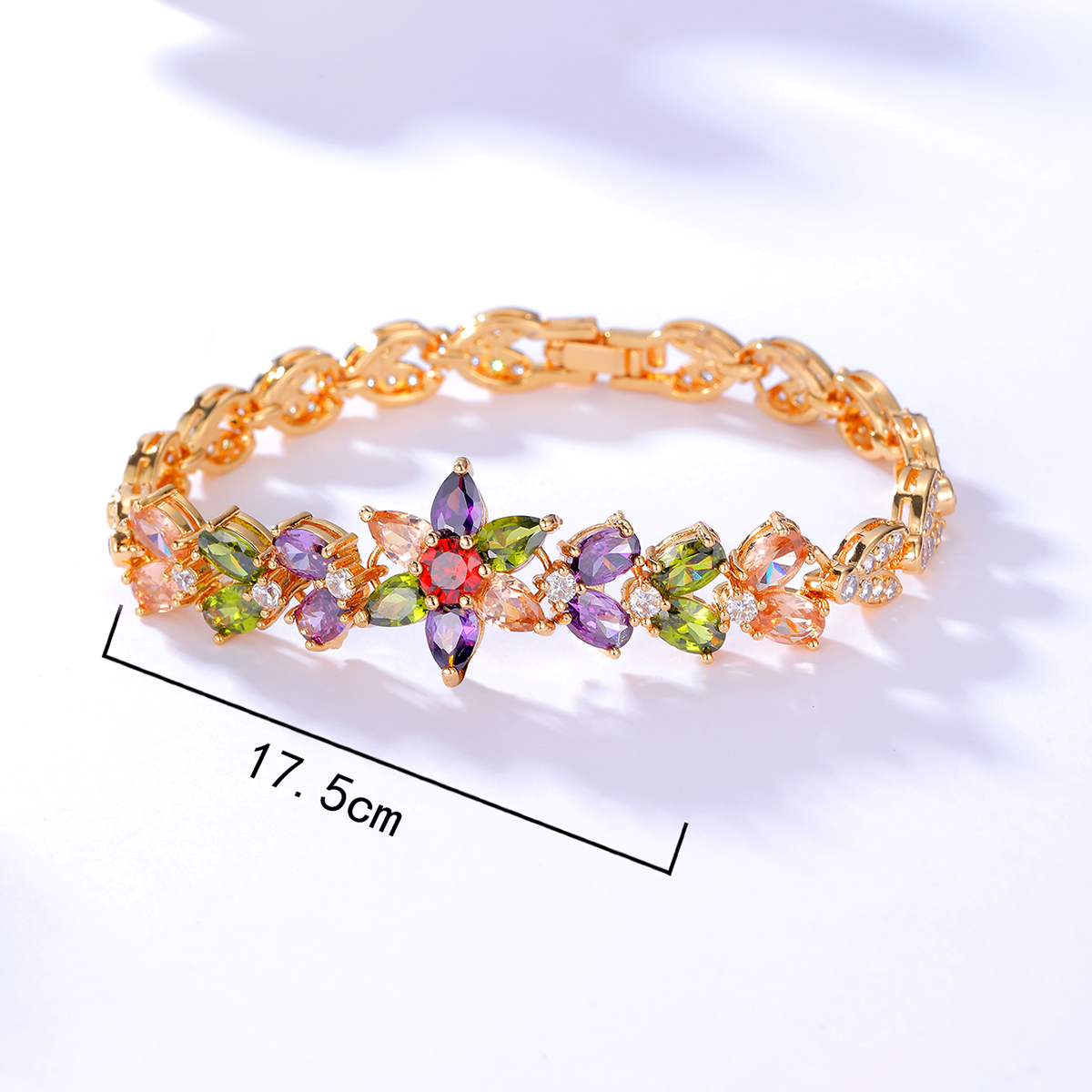 Simple Fashion All-match Elegant Pattern Inlaid Zircon Exquisite Plated Gold Bracelet display picture 3