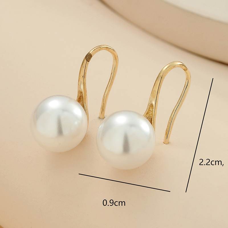 Einfache Mode Perle Ohr Haken Kupfer Perle-legierung Ohrringe display picture 3