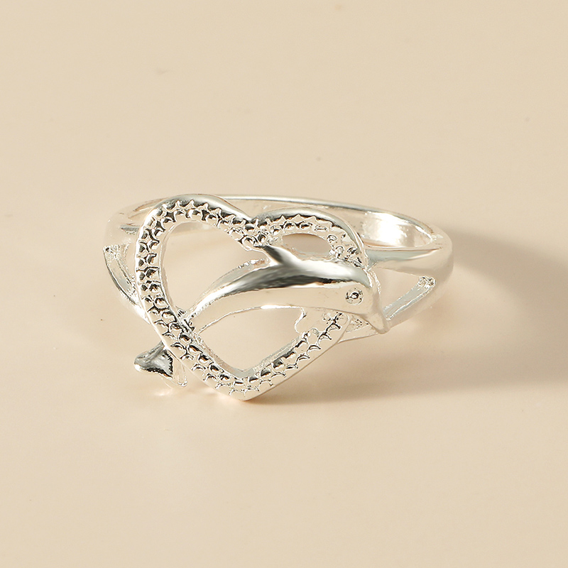 Fashion Ornament Hollow Heart-shaped Dolphin Marine Animal Alloy Ring display picture 2