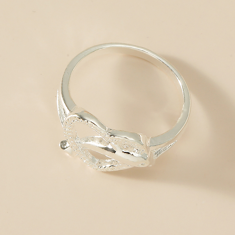 Fashion Ornament Hollow Heart-shaped Dolphin Marine Animal Alloy Ring display picture 3