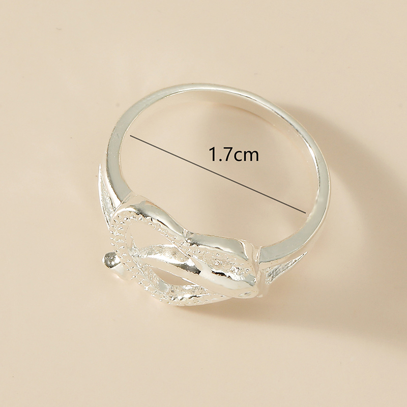 Fashion Ornament Hollow Heart-shaped Dolphin Marine Animal Alloy Ring display picture 4