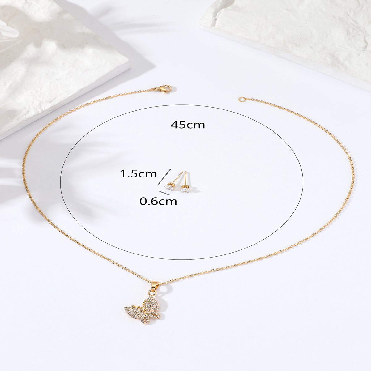 Simple Capricieux Tous-match Mode Papillon De Cuivre Placage 18k0.03 Μm Or Collier Boucles D'oreilles Ensemble display picture 4