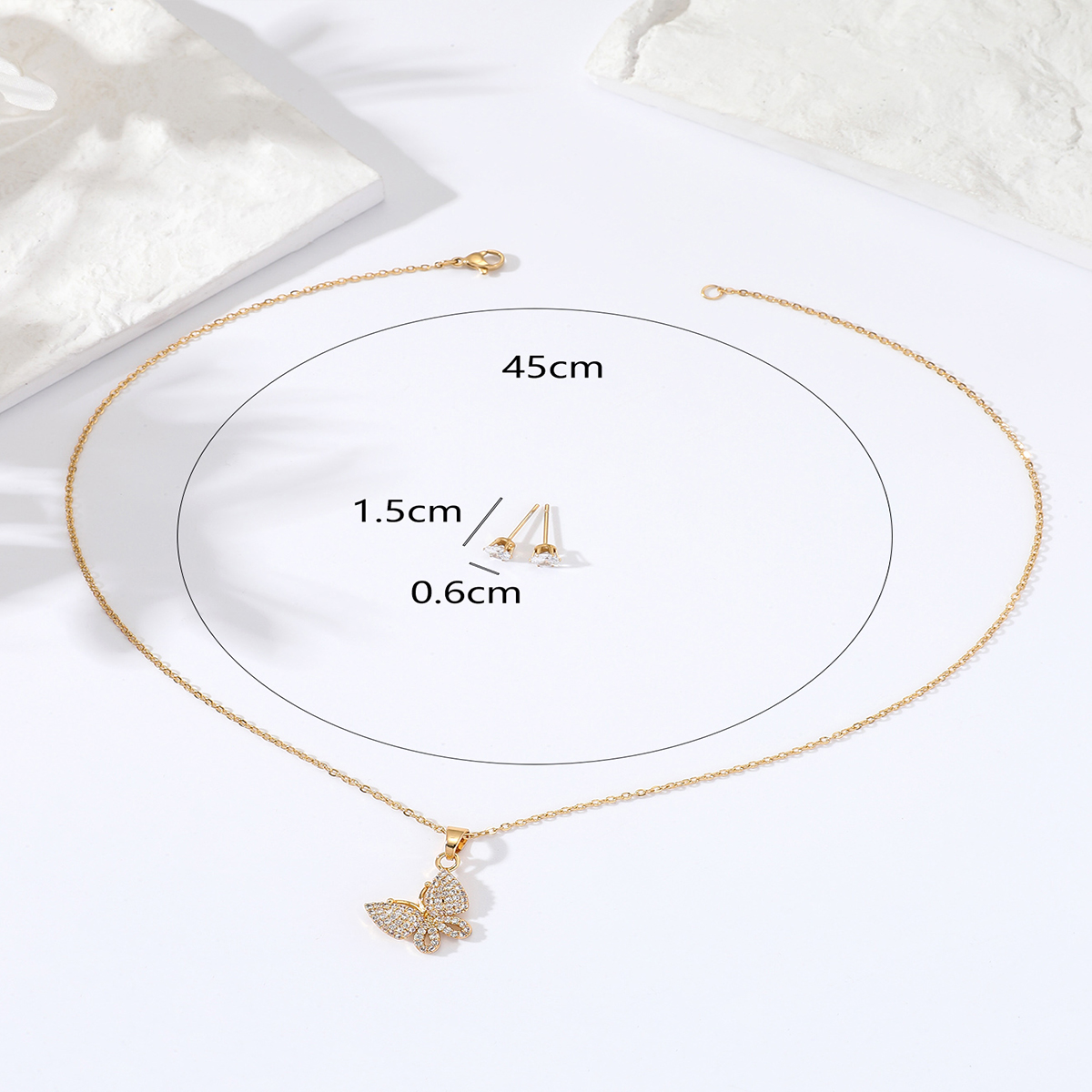 Simple Temperamental All-match Fashion Butterfly Copper Plating 18k0.03 Μm Gold Necklace Earrings Set display picture 4