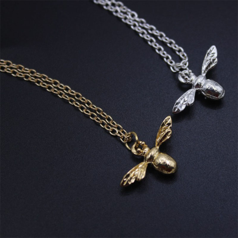 Fashion Necklace Cute Creative Animal Pendant Bee Short Alloy Clavicle Chain display picture 6