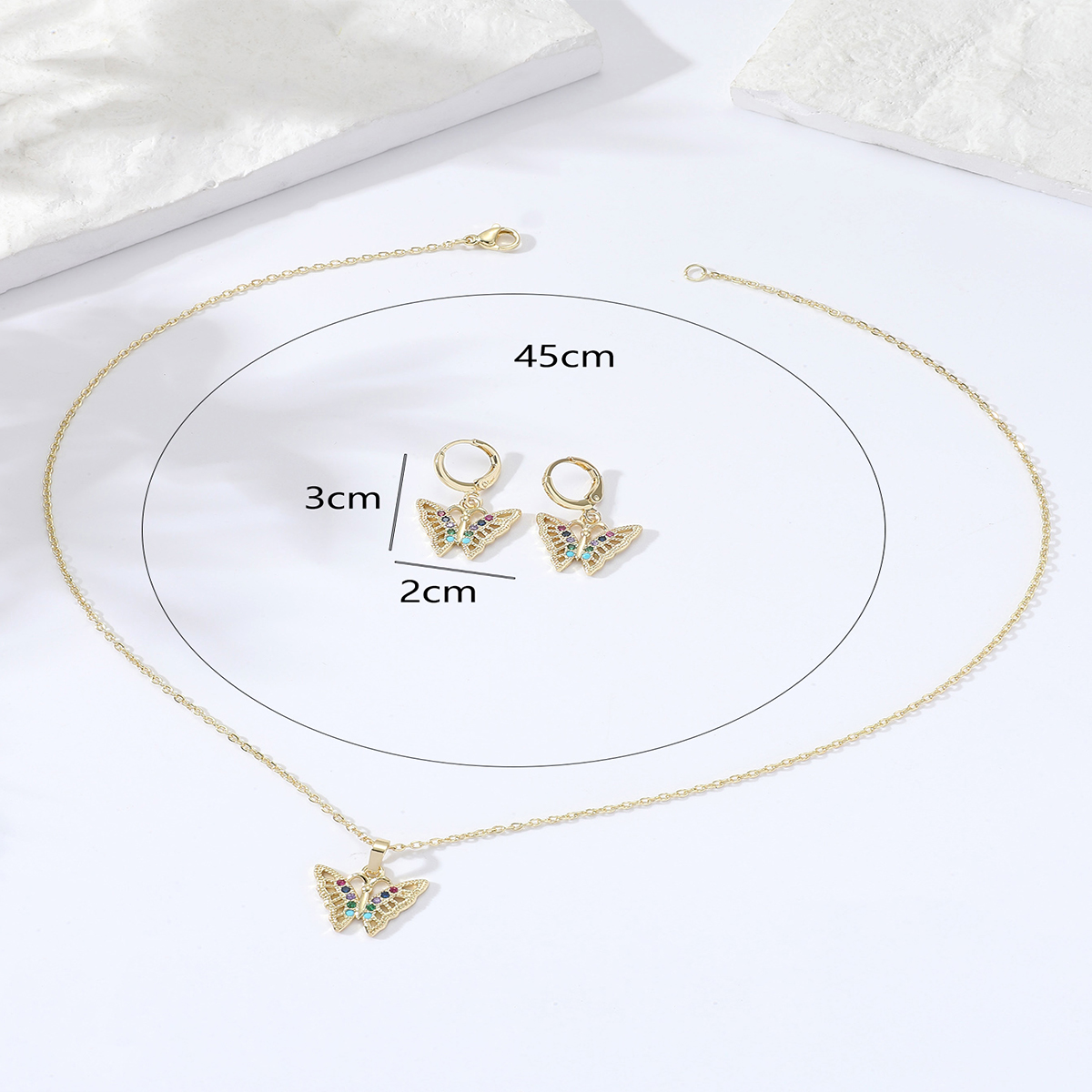 2022 Popular Simple Temperamental All-match Fashion Butterfly Hollow-shaped Inlaid Zircon Copper Plating Μm Gold Necklace Earrings Set display picture 3