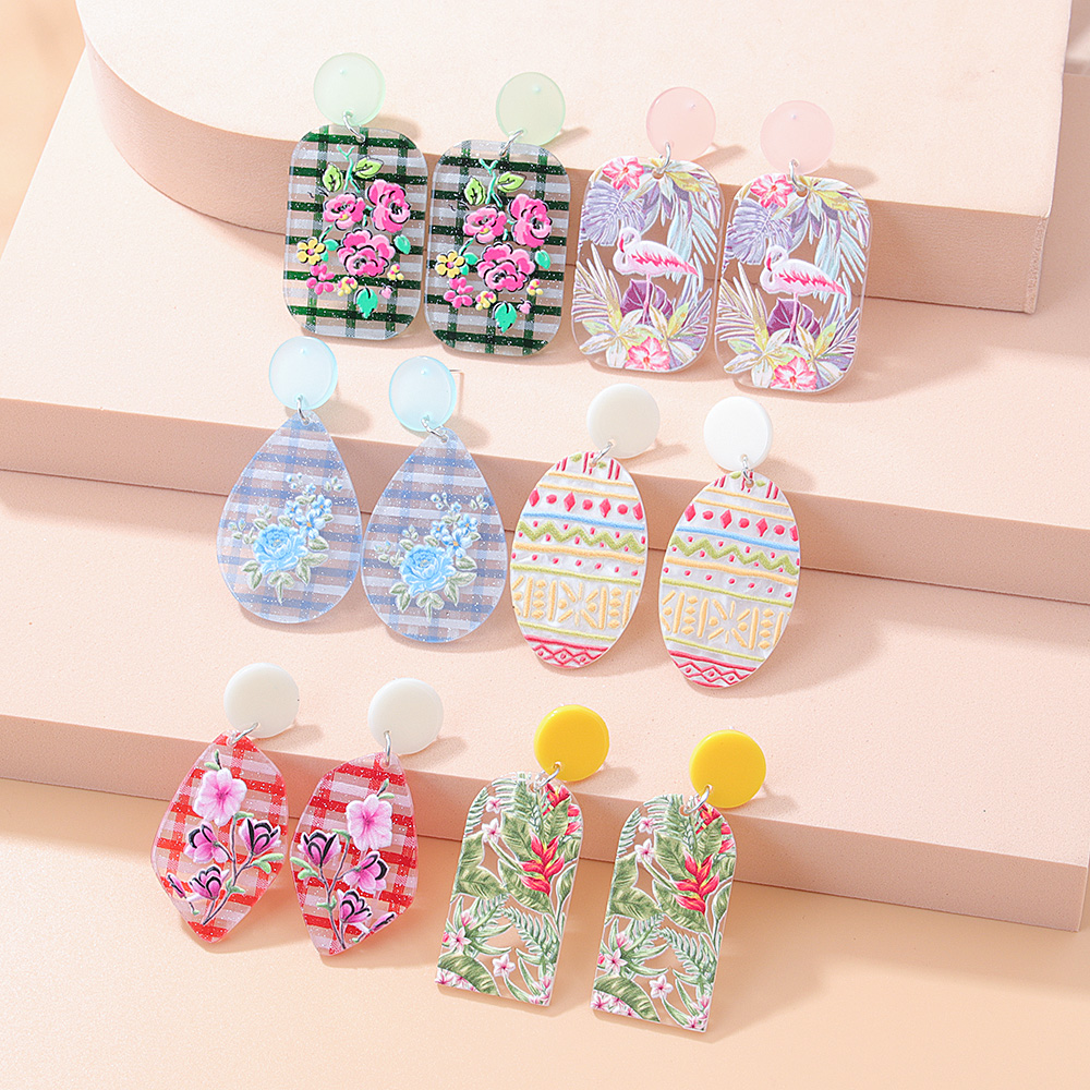 New Embossed Contrast Color Geometric Three-dimensional Printed Checks Earrings display picture 1