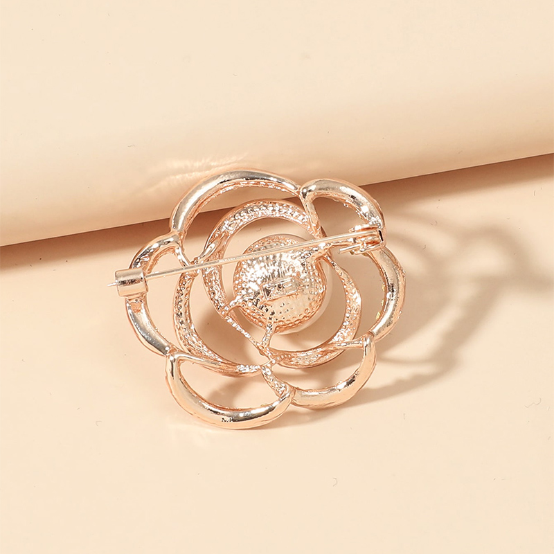 Broche De La Aleación De La Flor Rosa De La Perla Del Diamante De Imitación Del Adorno De Moda display picture 3