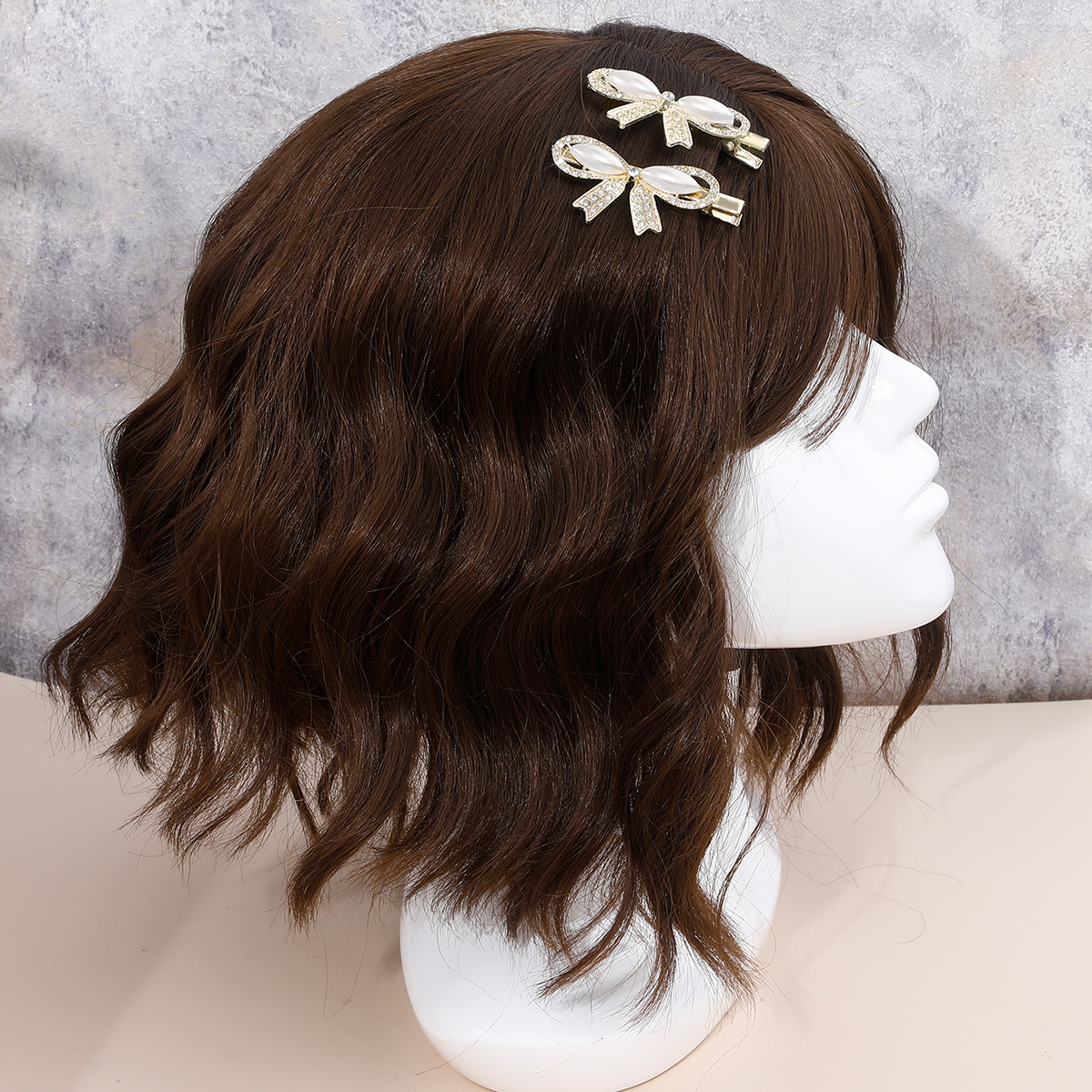 2-piece Pearl Barrettes Korean Rhinestone Edge Clip Graceful Bow Summer Headdress display picture 3