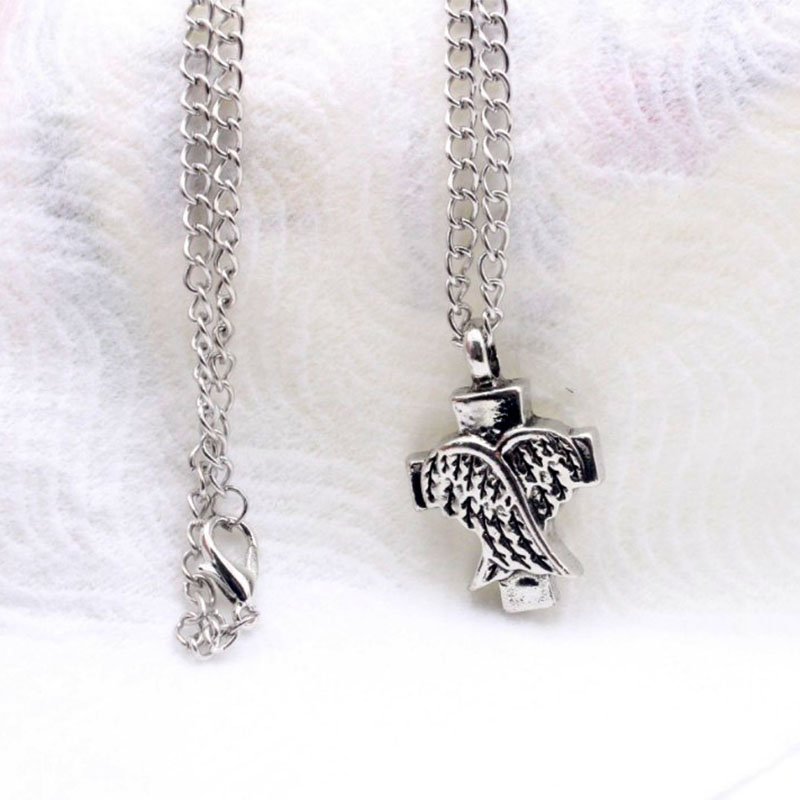 Fashion New Angel Wings Cross Alloy Pendant Necklace display picture 5