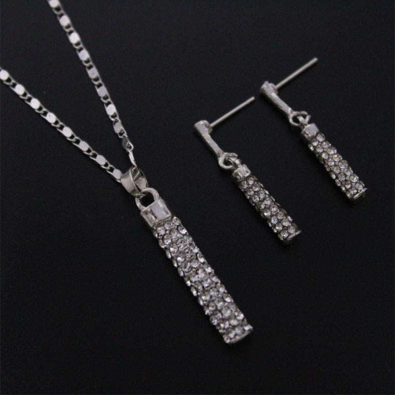 Fashion Diamond-embedded Cylindrical Stick Earrings And Necklace Set display picture 1