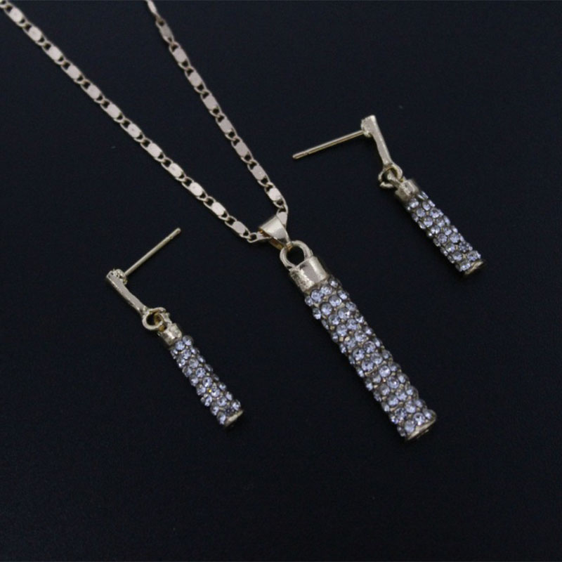 Fashion Diamond-embedded Cylindrical Stick Earrings And Necklace Set display picture 5