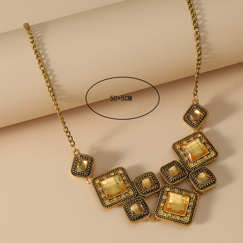 Adorno De Moda Grande Cuadrado Gema Diamante Collar Grande display picture 5