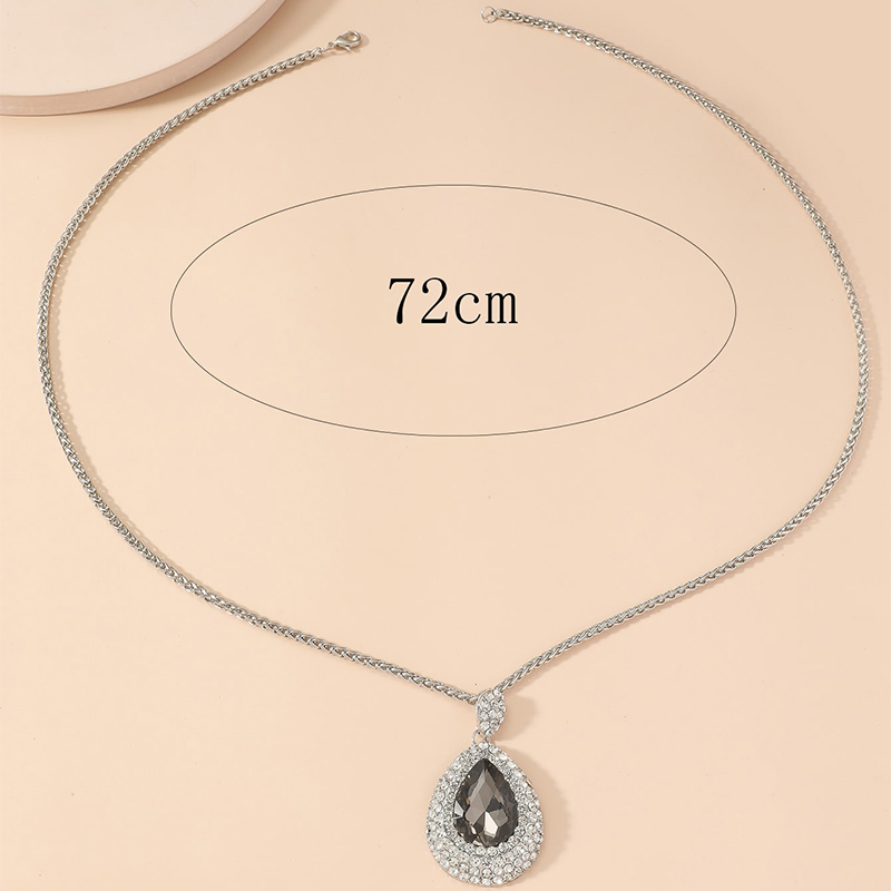 Mode Voller Diamanten Wasser Tropfen Form Anhänger Halskette display picture 5
