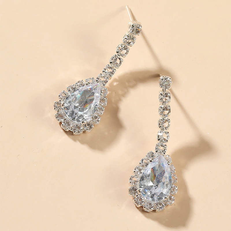 Fashion Ornament Crystal Water Drop Zircon Glass Alloy Earrings display picture 4