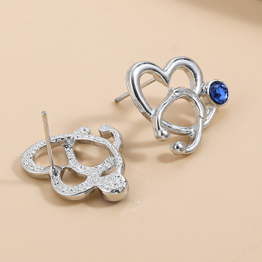 New Creative Nurse Heart Stethoscope Pendant Inlaid Rhinestone Earrings display picture 2