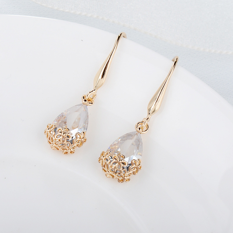 1 Set Elegant Cute Fashion Water Droplets Plating Artificial Crystal Alloy Zircon Earrings display picture 1