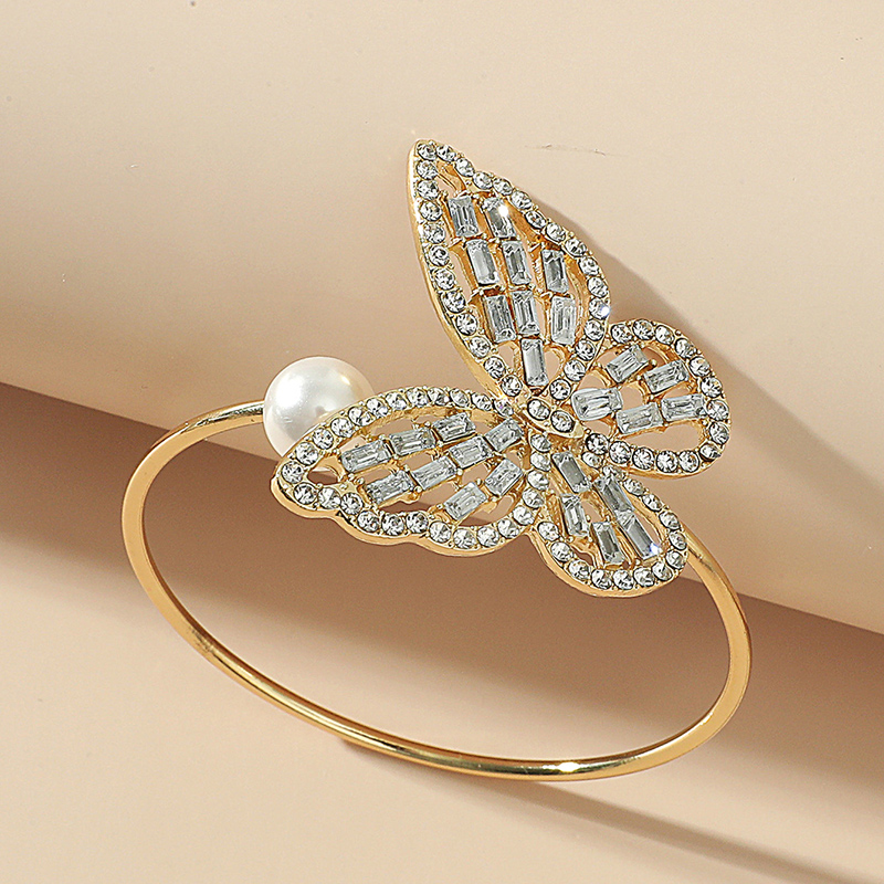 Simple Hollow Butterfly Shape Inlaid Rhinestone Pearl Opening Bracelet display picture 2