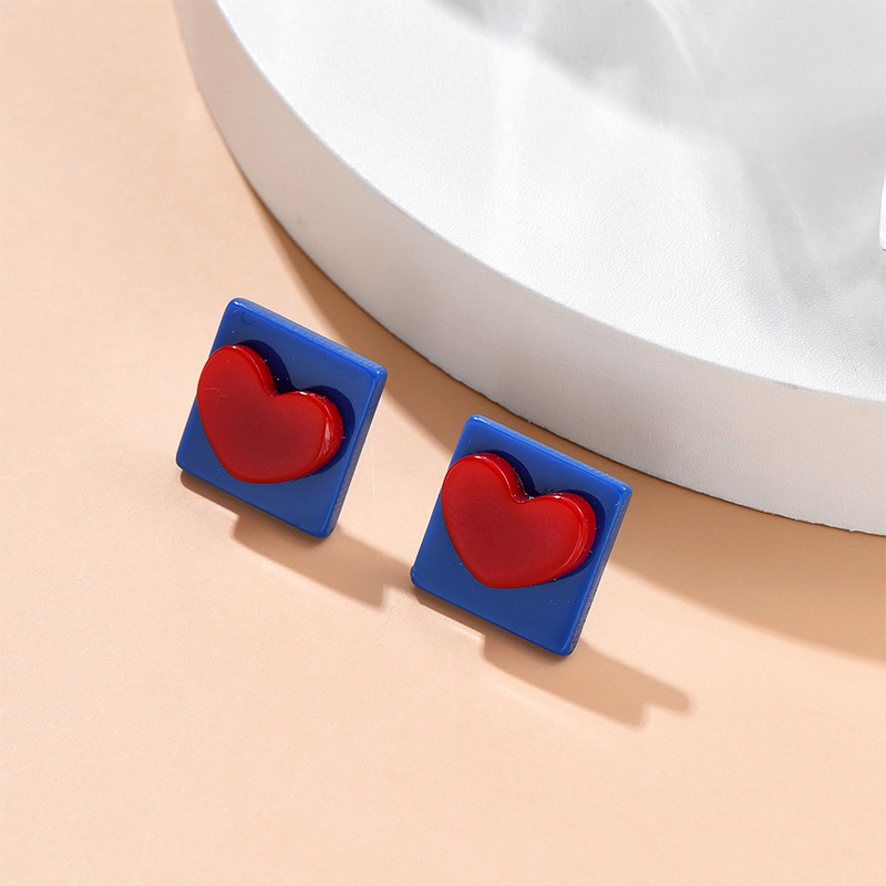 Retro Contrast Color Klein Blue Heart Square Stud Earrings display picture 3