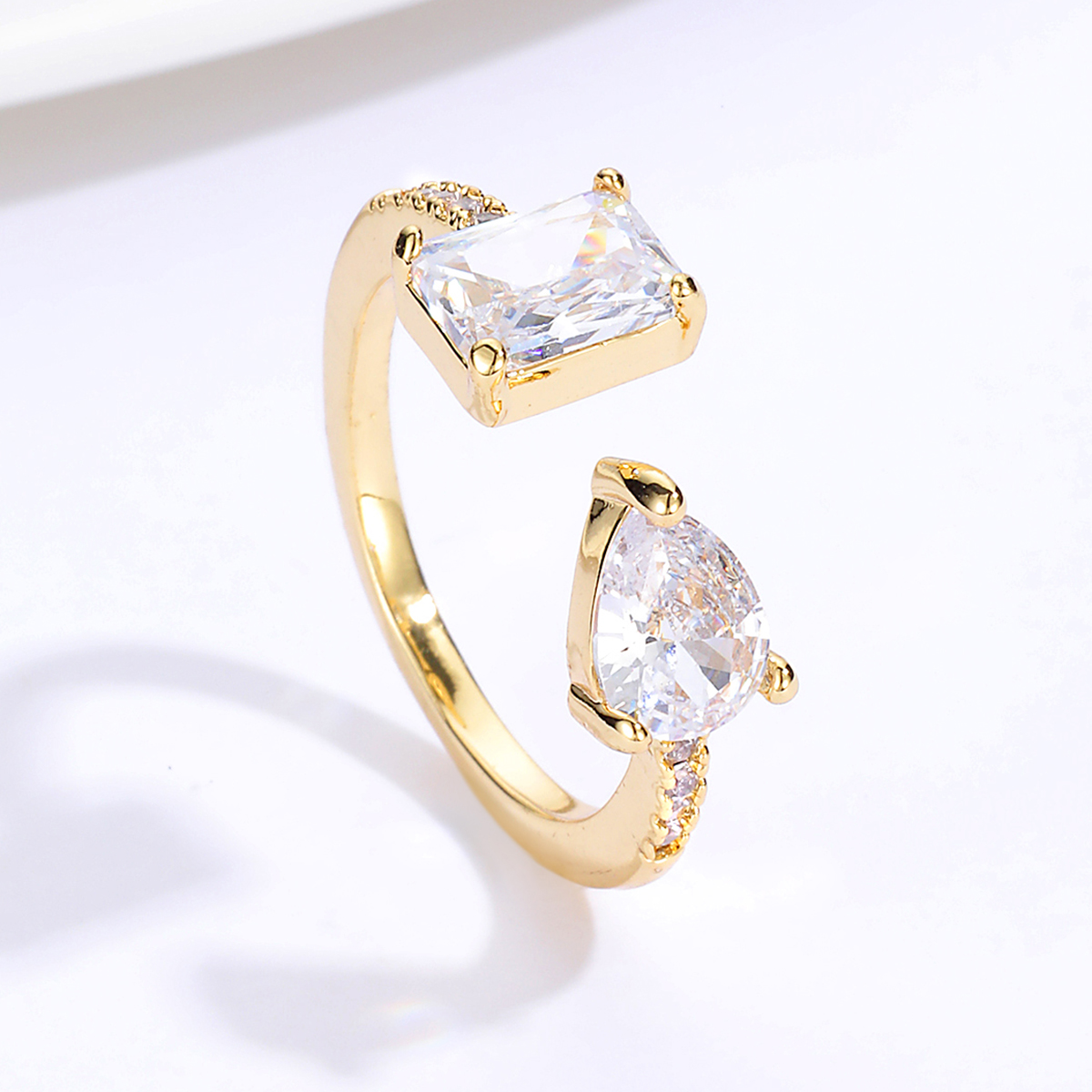 Fashion Simple Copper Material Plating 18k Gold Open-end Zircon Ring display picture 2