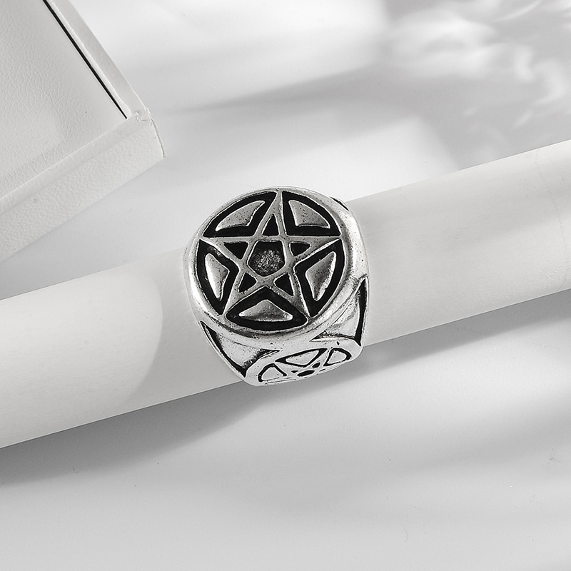 Mode Retro Pentagram-stern Muster Embrossed Legierung Ring display picture 1