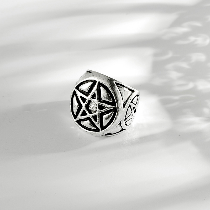 Mode Retro Pentagram-stern Muster Embrossed Legierung Ring display picture 4