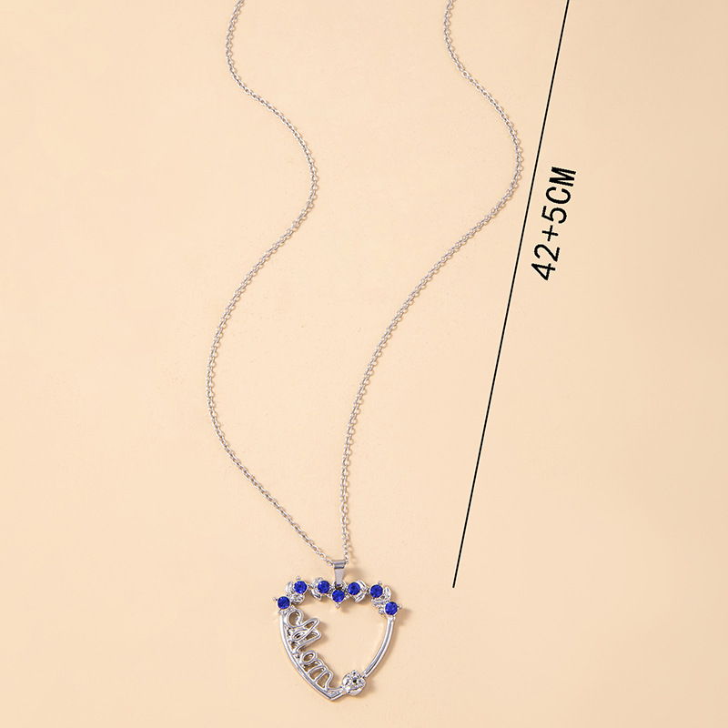 Fashion New Women's Simple Rhinestone Pendant Heart Alloy Necklace Mother's Day display picture 2