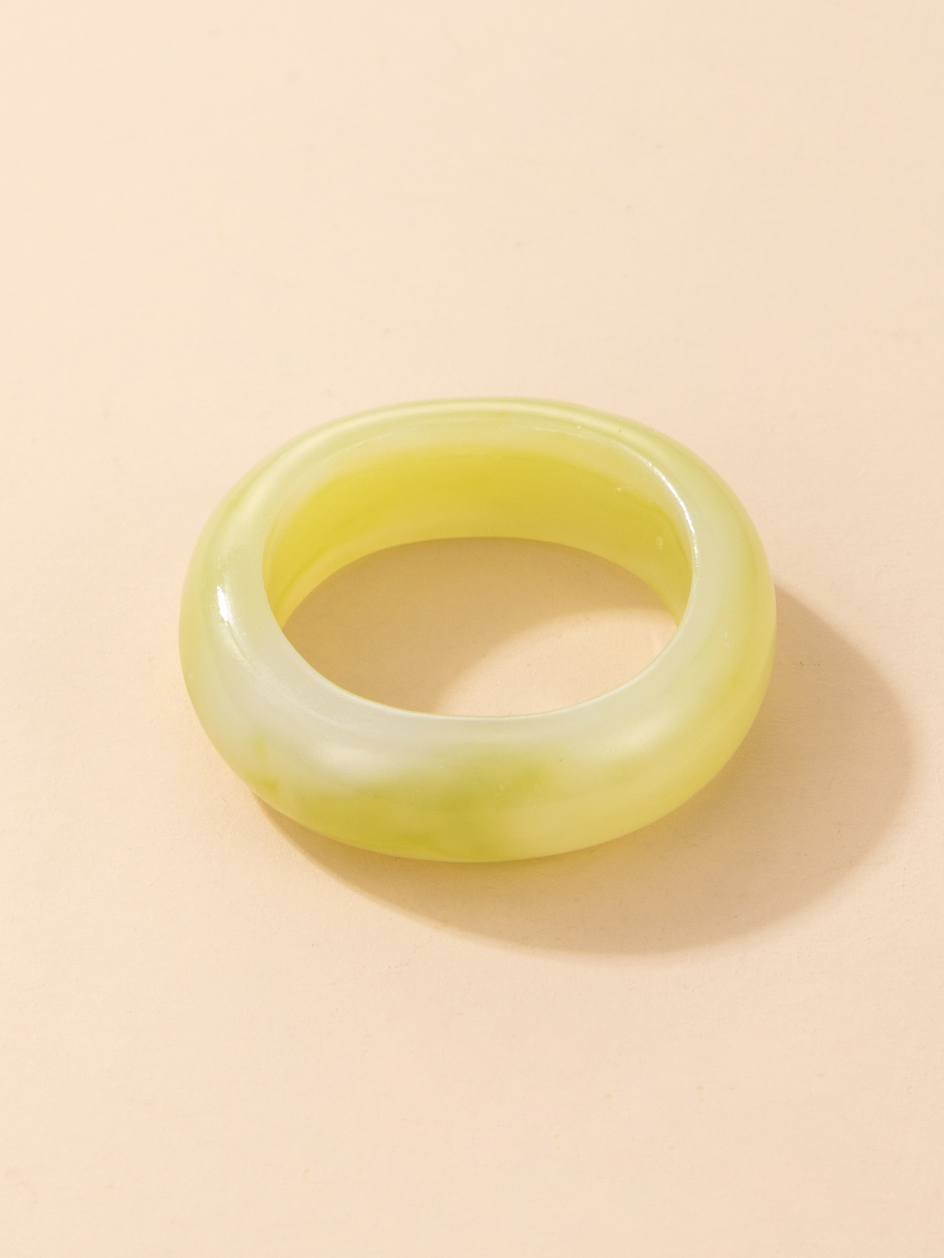 Fashion Retro Simple Green Circle Gradient Resin Ring display picture 2