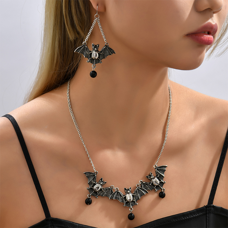 Fashion New Bat Necklace And Earrings Suit Bohemian Style Accessories display picture 1