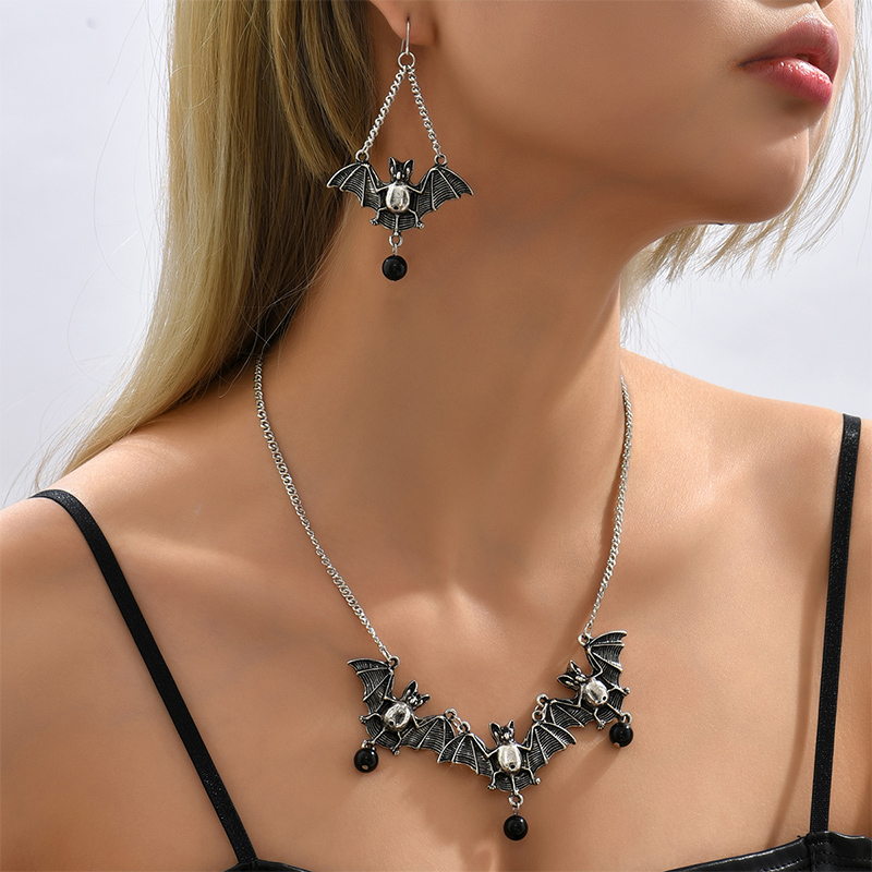 Fashion New Bat Necklace And Earrings Suit Bohemian Style Accessories display picture 2
