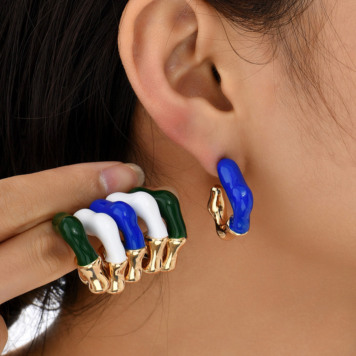 1 Piece Ins Style Nordic Style Exaggerated C Shape Epoxy Plating Gold Plated Alloy Ear Studs display picture 1