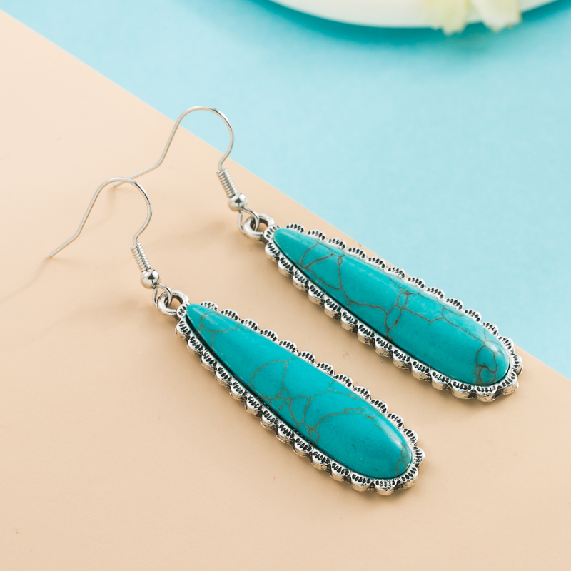 Retro Style Long Water Drop Pendant Turquoise Alloy Earrings display picture 5