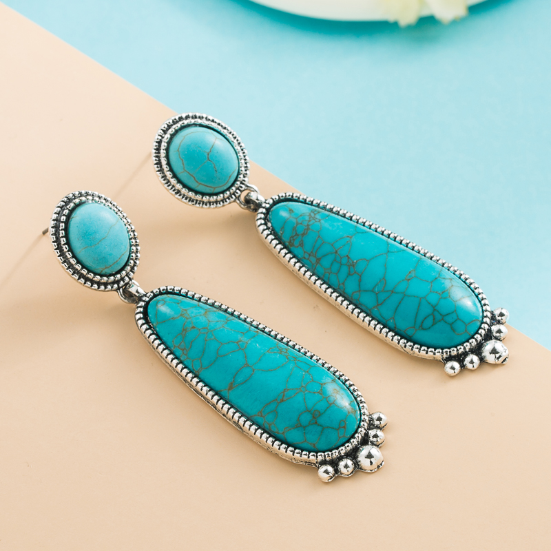 Retro Style Long Water Drop Pendant Turquoise Alloy Earrings display picture 6