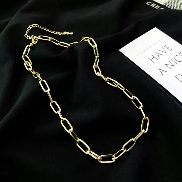 Simple Style Alloy Clavicle Chain Single Layer Necklace display picture 3