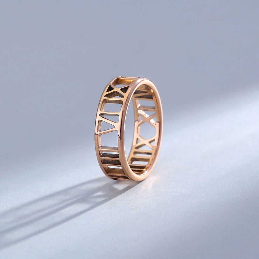 Fashion New Creative Jewelry Geometric Gold Roman Number Stainless Steel Ring display picture 2
